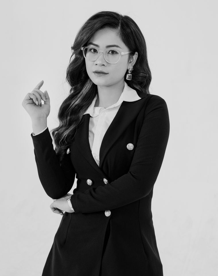 Portrait of Naomi Fischer